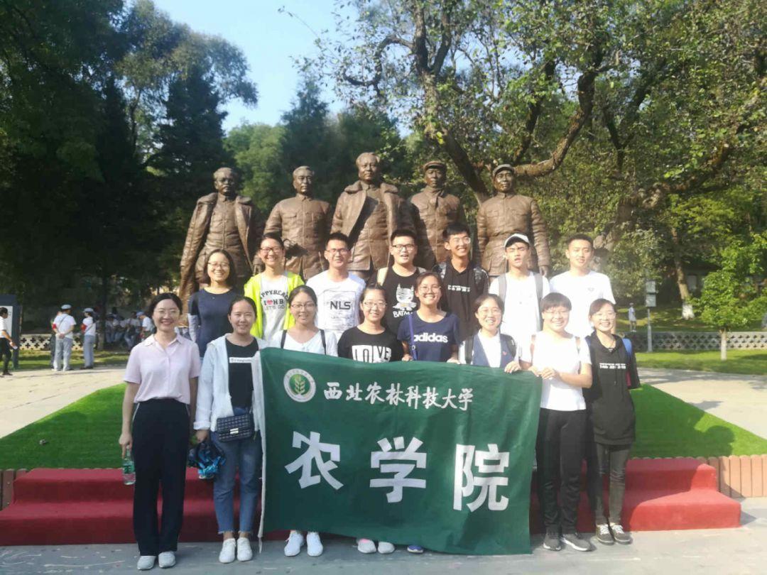 真成卧底了鄢手骐半场4投全铁 仅拿到2篮板并赔上2次犯规