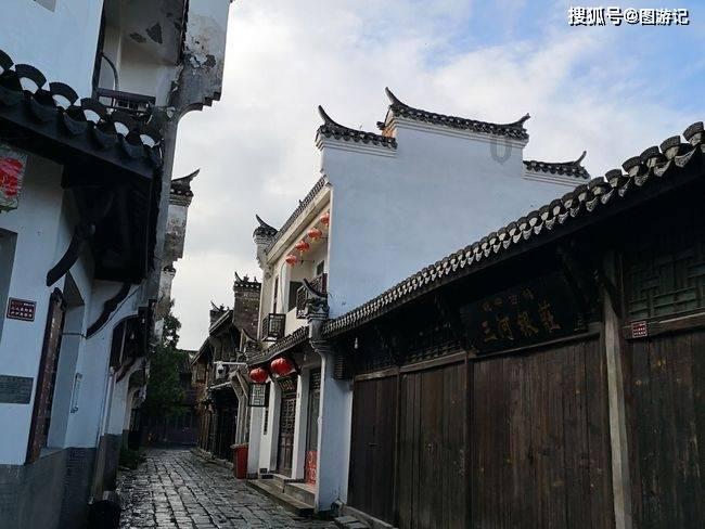 《决不姑息——贵州正风肃纪反腐》第二集《坚持风腐同查》